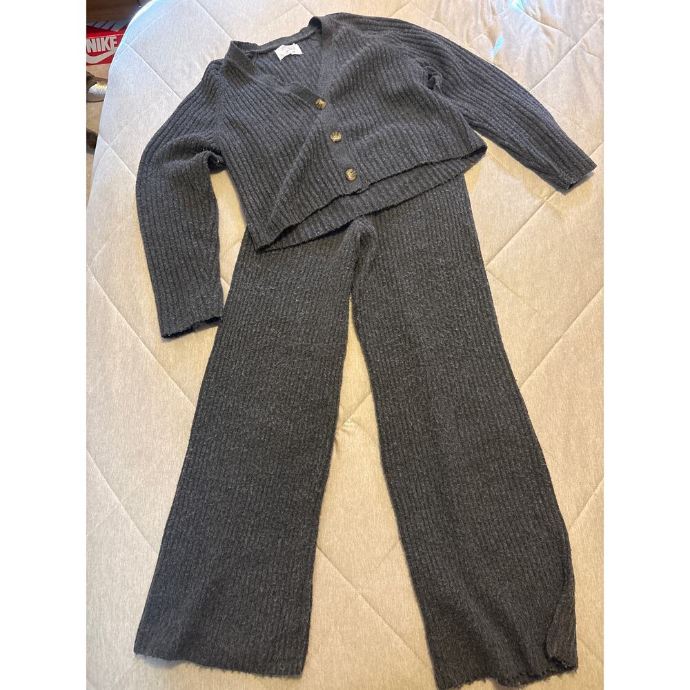 UEC Zara girls set.  Size 13-14